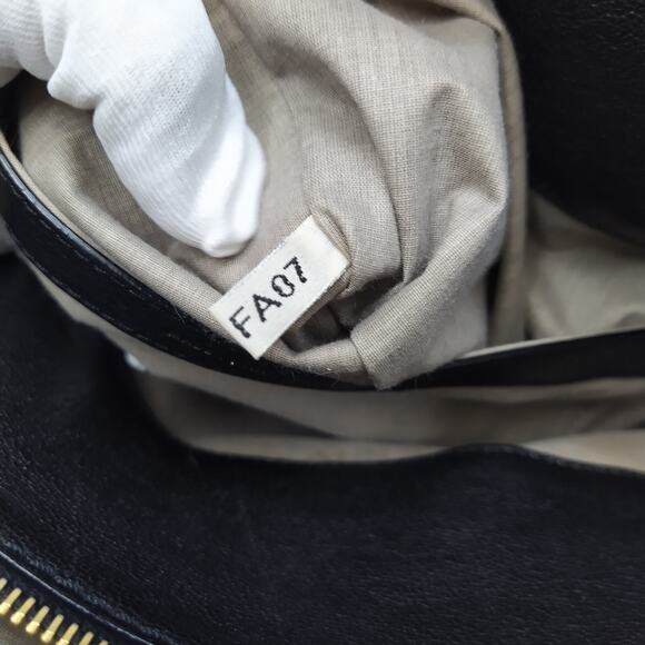 Marc Jacobs Black Leather Pocket Chain Strap Double Handle Satchel Shoulder Bag - Picture 13 of 16